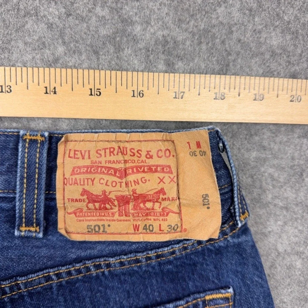 VTG Levi's Jeans Men 40x30 Blue 501 Original Straight Leg Button Fly Denim Pants